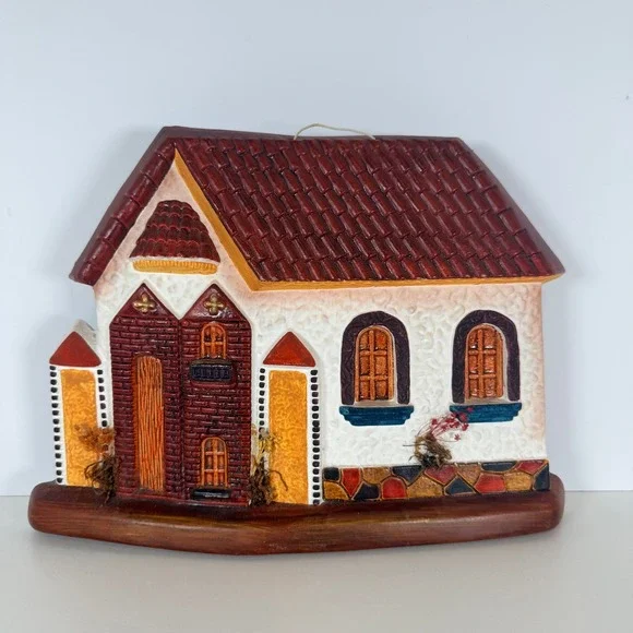 Hand Painted Ceramic House Wall Plaque Rustic Farmhouse Decor Vintage Style - Picture 1 of 9